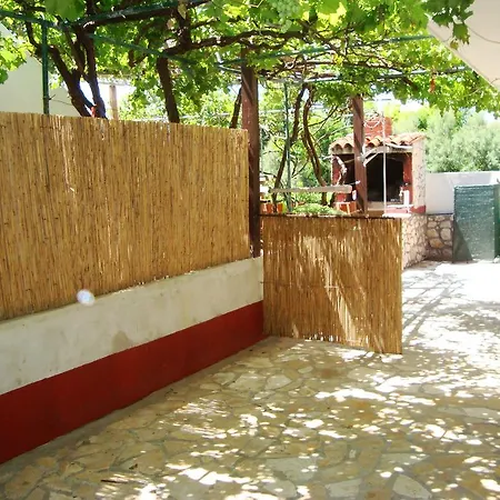 Lovre Apartment